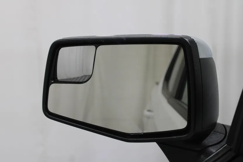 2025 Chevrolet Silverado 1500 LT photo 1