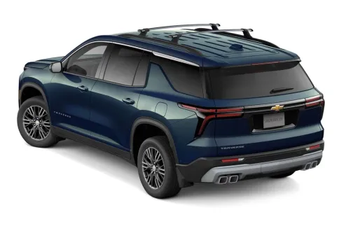 2025 Chevrolet Traverse photo 3