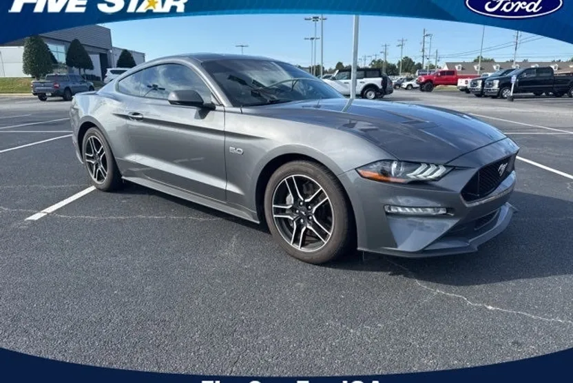 2022 Ford Mustang GT Premium photo 1