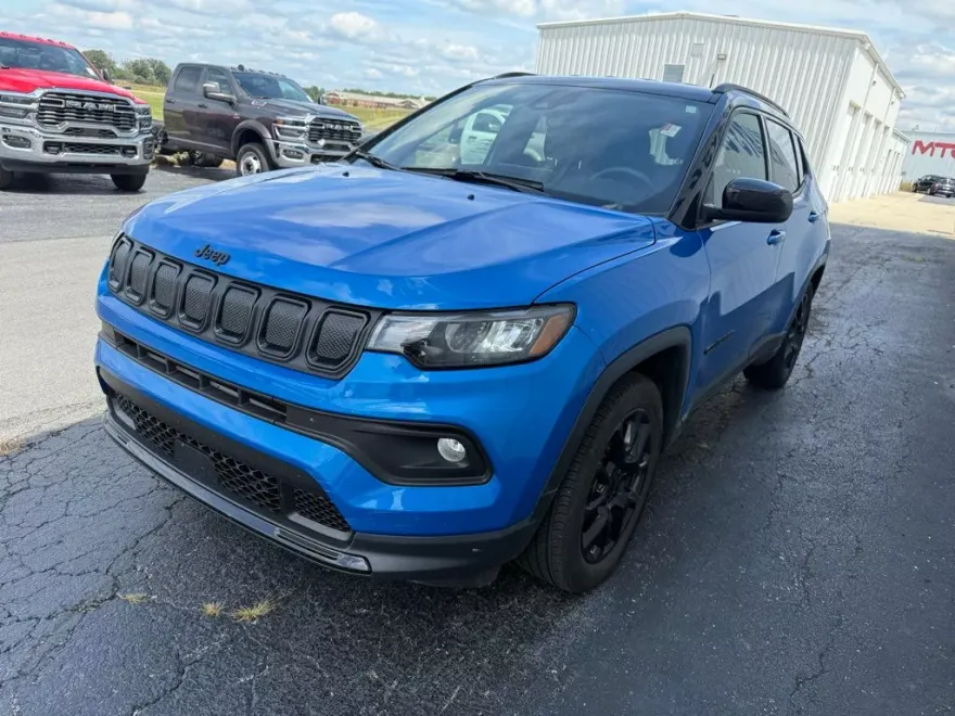 2022 Jeep Compass Altitude photo 1