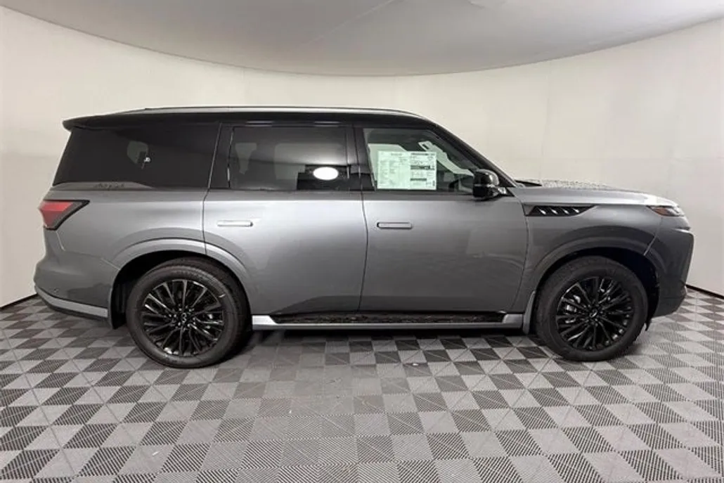 2026 Infiniti QX80 photo 1