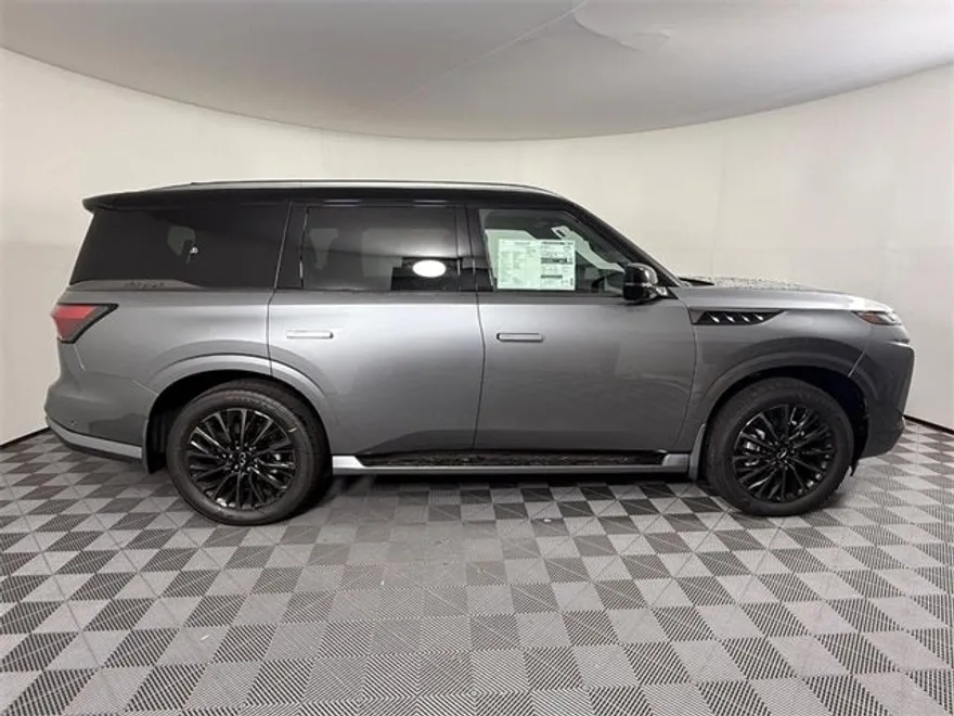 2026 Infiniti QX80 photo 1