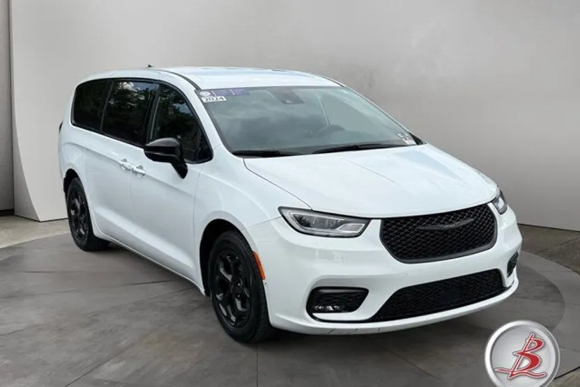 2024 Chrysler Pacifica Hybrid S Appearance photo 1
