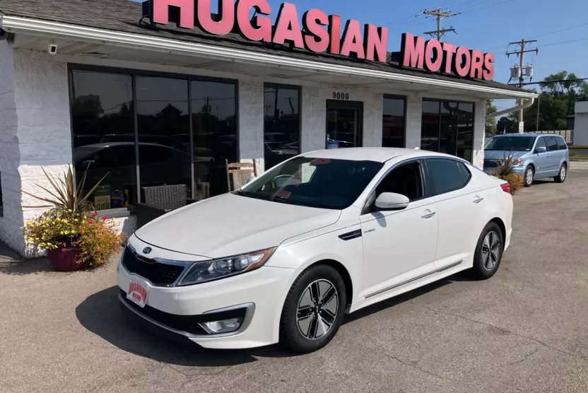2013 Kia Optima Hybrid LX photo 1