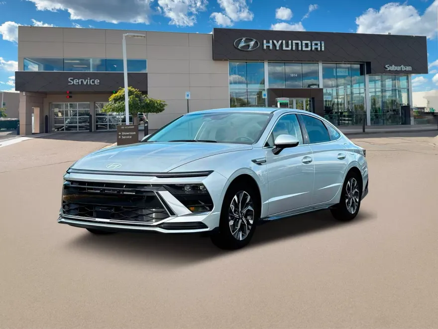 2025 Hyundai Sonata SEL photo 1