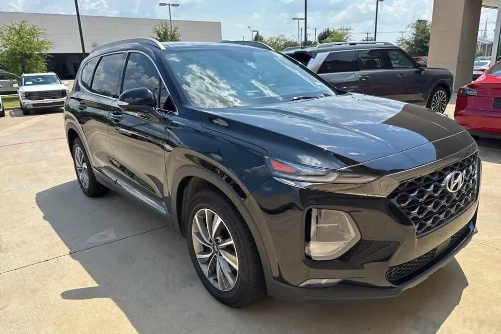 2019 Hyundai Santa Fe Ultimate photo 1