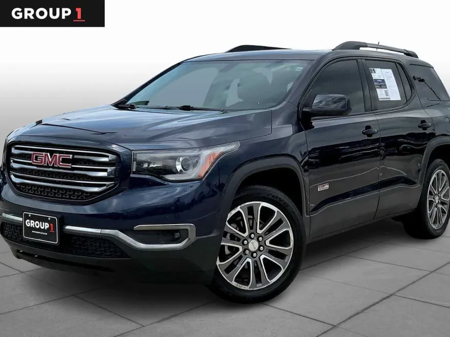 2017 Gmc Acadia SLT photo 1