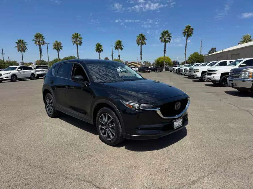 2018 Mazda CX-5 Grand Touring photo 1