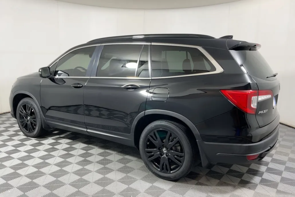 2021 Honda Pilot Special Edition photo 1