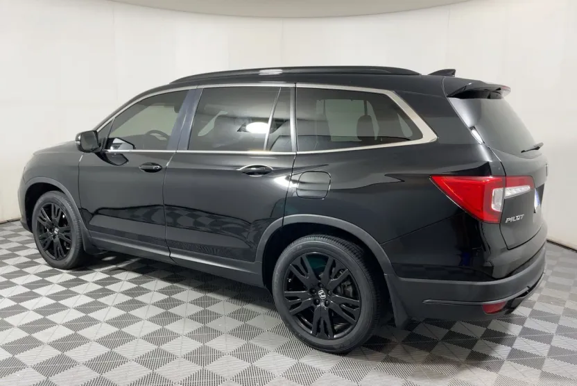 2021 Honda Pilot Special Edition photo 1