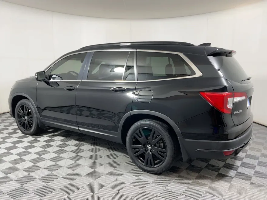 2021 Honda Pilot Special Edition photo 1