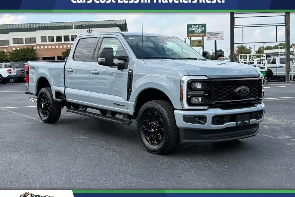 2026 Ford F-250 Lariat photo 1