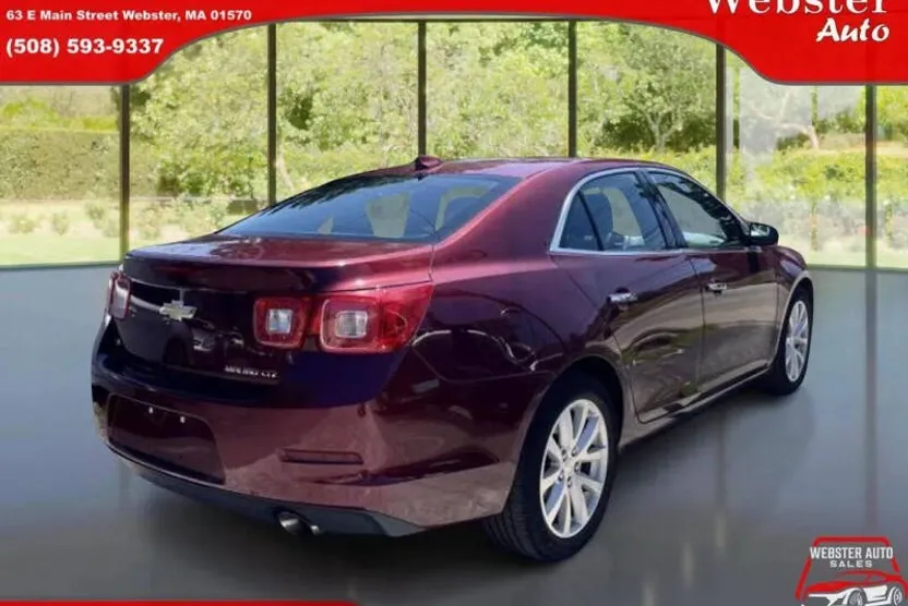 2015 Chevrolet Malibu LTZ photo 1