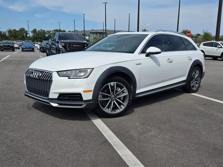 2017 Audi A4 Allroad Premium photo 1