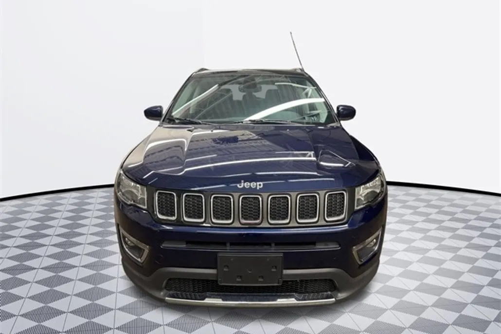 2018 Jeep Compass Limited photo 1