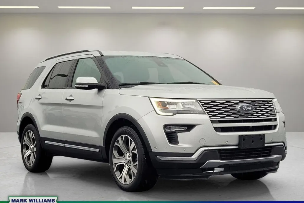 2019 Ford Explorer Platinum photo 1