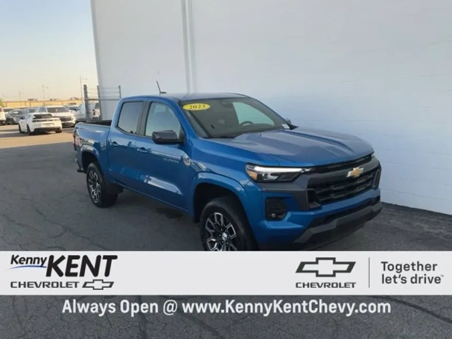 2023 Chevrolet Colorado LT photo 1
