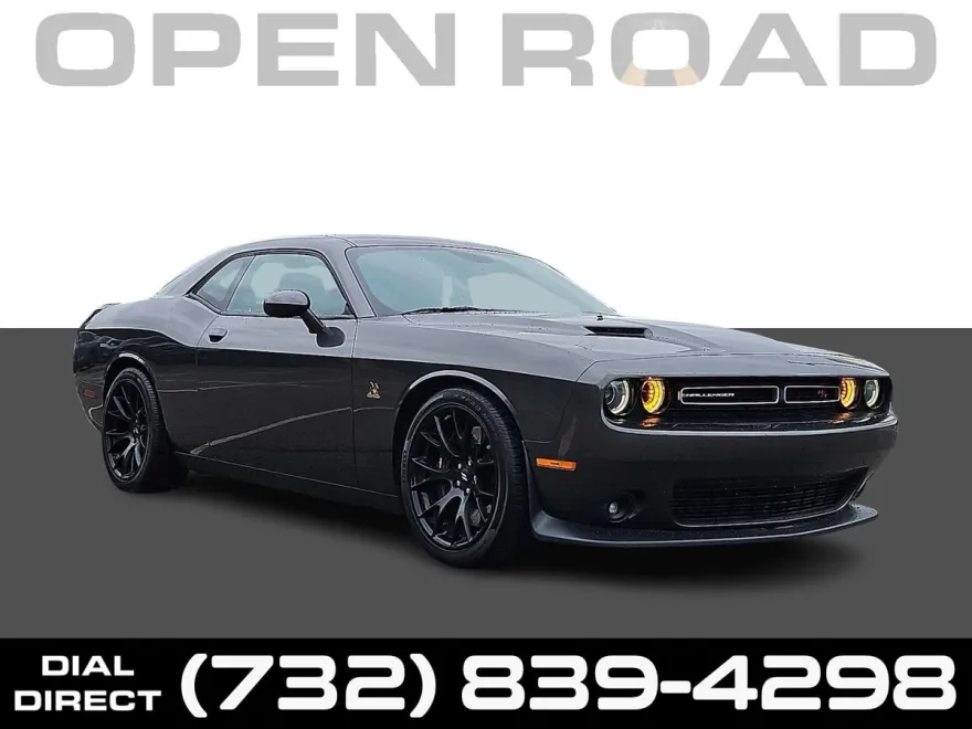 2018 Dodge Challenger R/T Scat Pack photo 1
