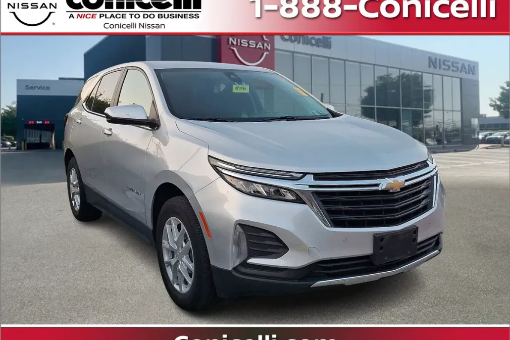 2022 Chevrolet Equinox LT photo 1
