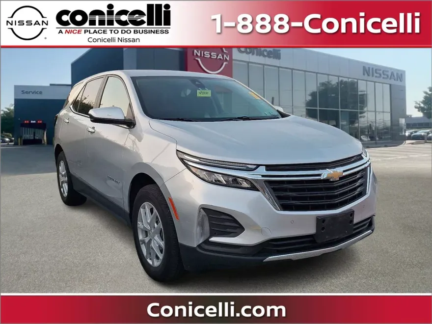 2022 Chevrolet Equinox LT photo 1