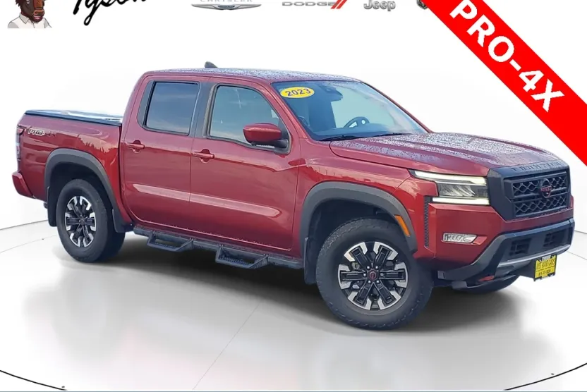 2023 Nissan Frontier PRO-4X photo 1