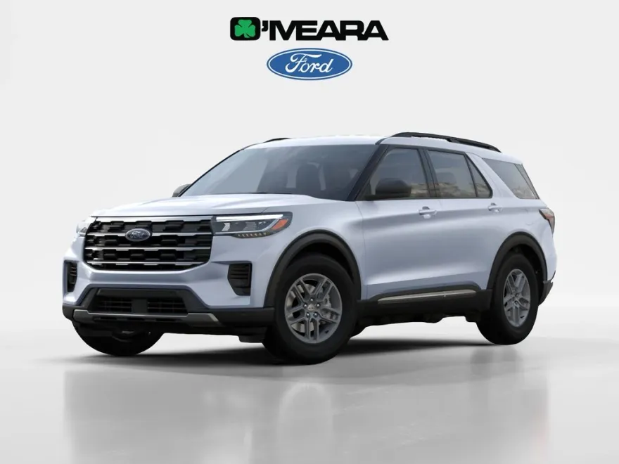 2025 Ford Explorer photo 1