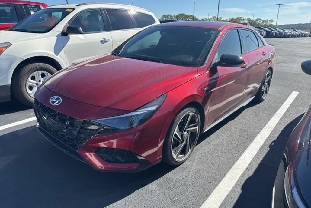 2023 Hyundai Elantra N Line photo 1