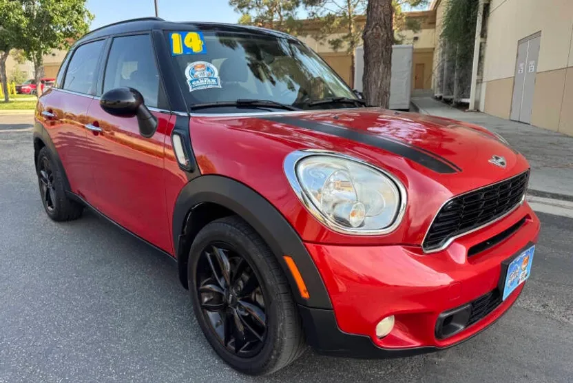 2014 Mini Countryman S photo 1