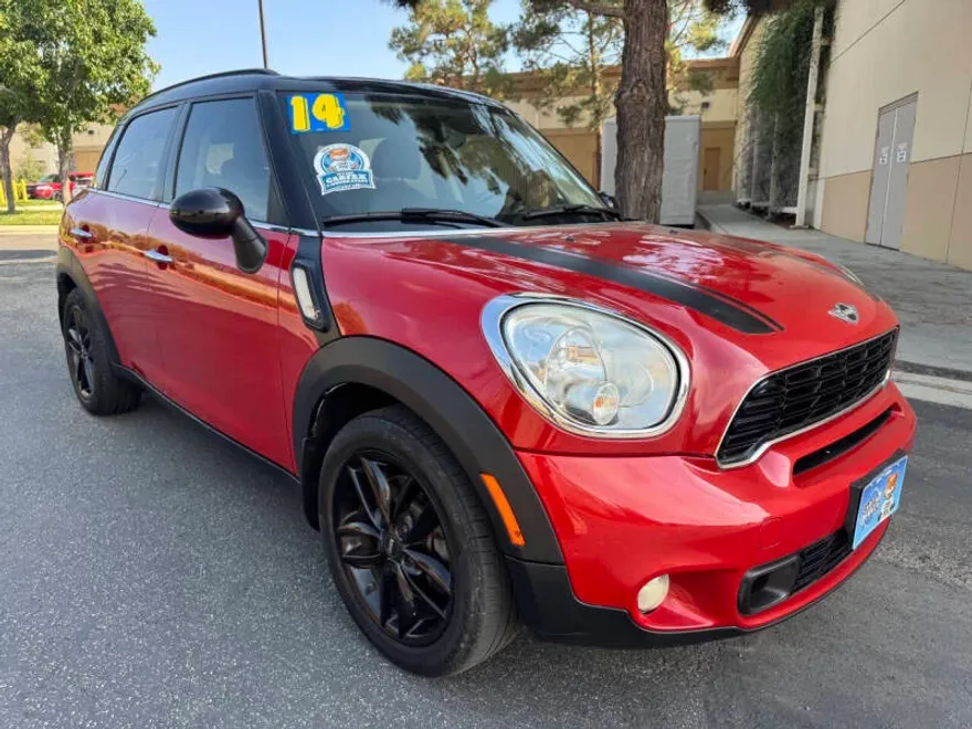 2014 Mini Countryman S photo 1