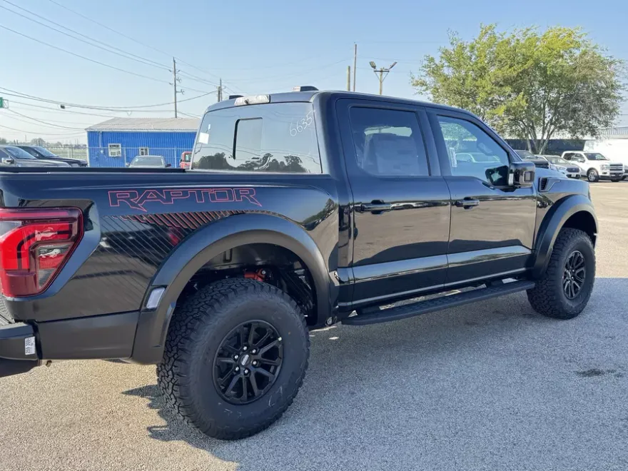 2025 Ford F-150 Raptor photo 1
