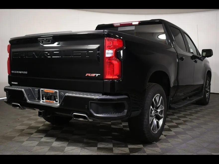 2022 Chevrolet Silverado 1500 RST photo 1