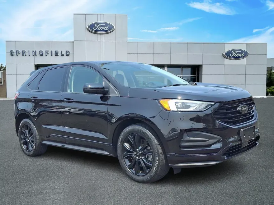 2022 Ford Edge SE photo 1