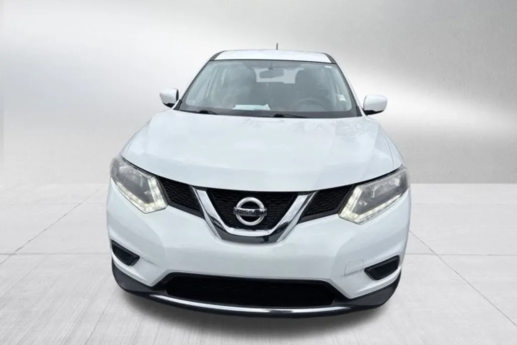2016 Nissan Rogue S photo 1
