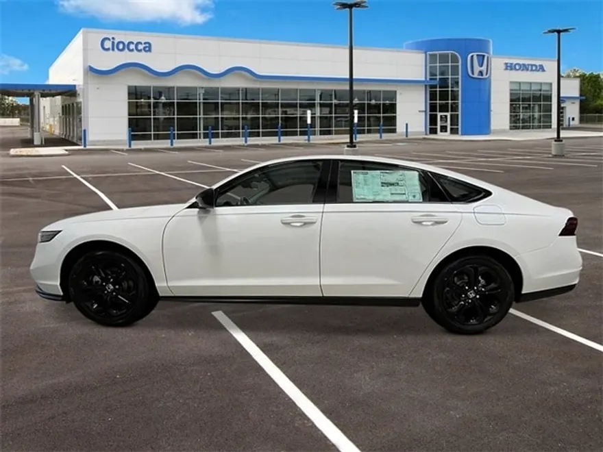 2025 Honda Accord SE photo 1