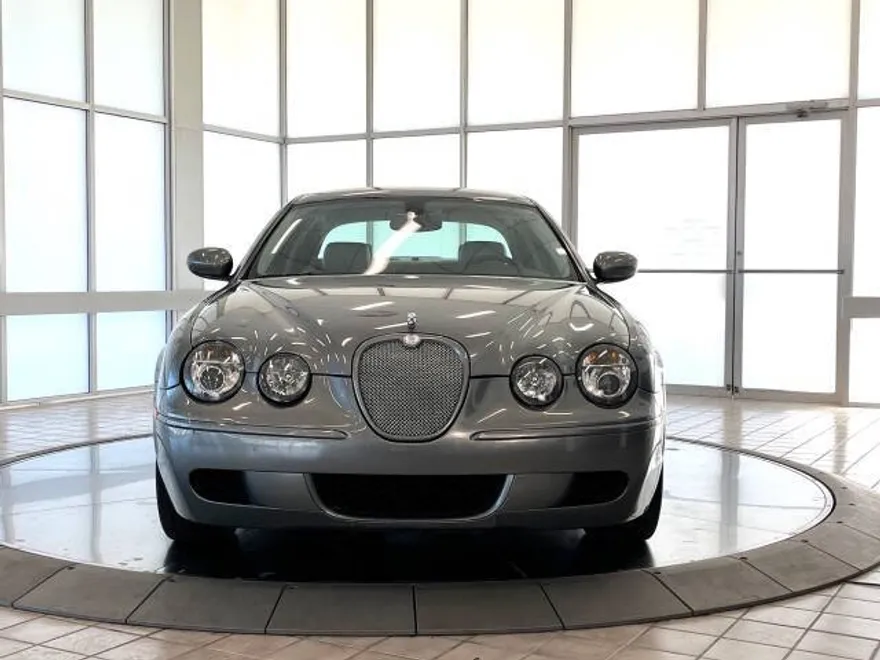 2005 Jaguar S-Type R photo 1