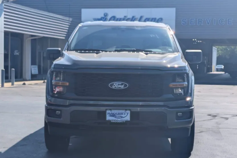 2025 Ford F-150 STX photo 1