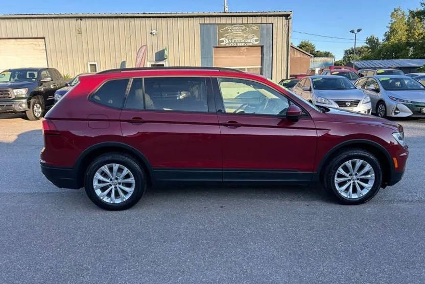 2018 Volkswagen Tiguan S photo 1