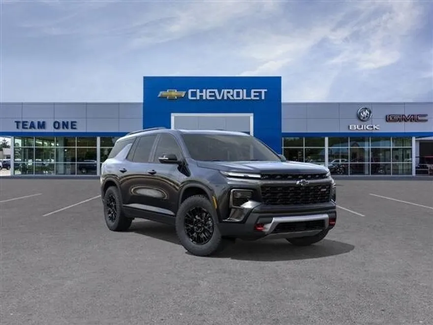 2026 Chevrolet Traverse Z71 photo 1