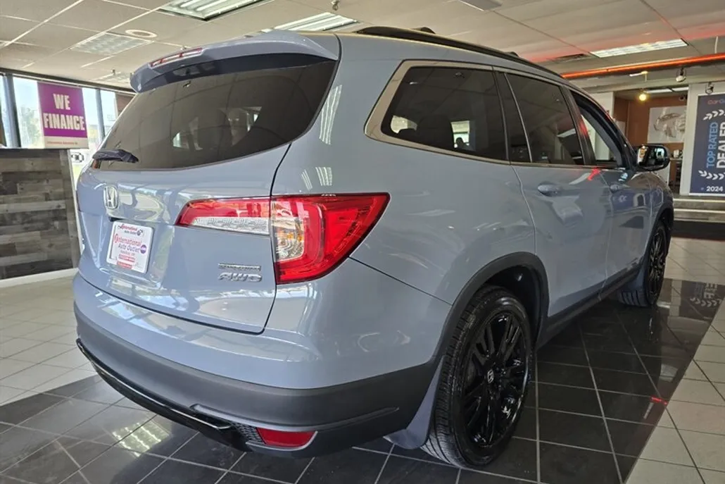 2022 Honda Pilot Special Edition photo 1