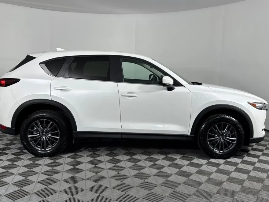 2021 Mazda CX-5 Touring photo 1