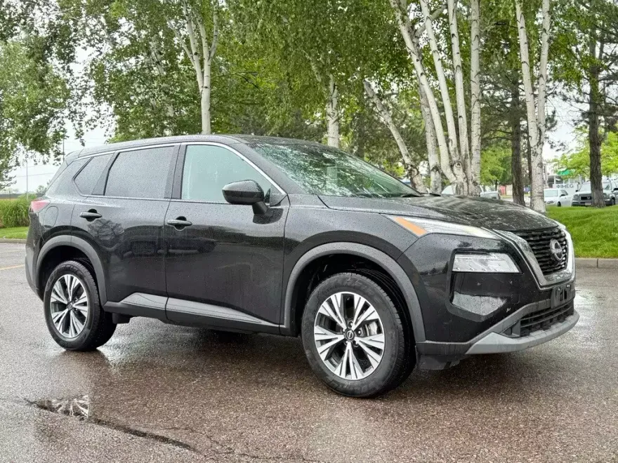 2023 Nissan Rogue SV photo 1