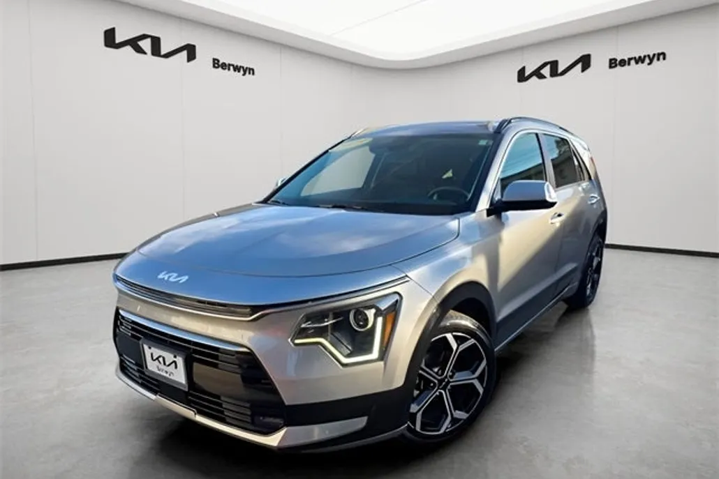 2023 Kia Niro EX Touring photo 1