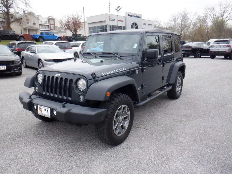2017 Jeep Wrangler Unlimited Rubicon photo 1