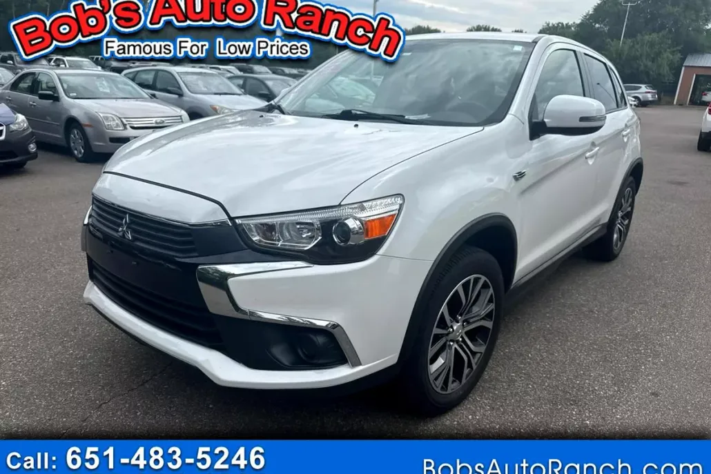 2017 Mitsubishi Outlander Sport ES photo 1