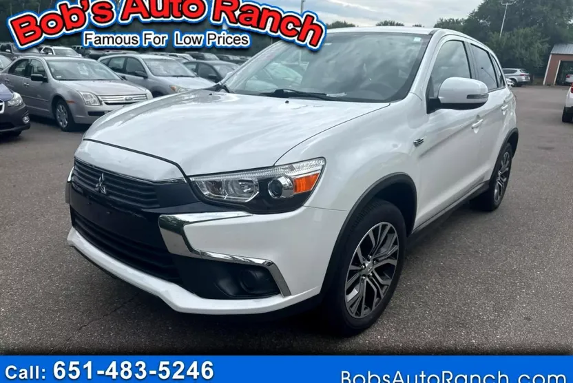 2017 Mitsubishi Outlander Sport ES photo 1