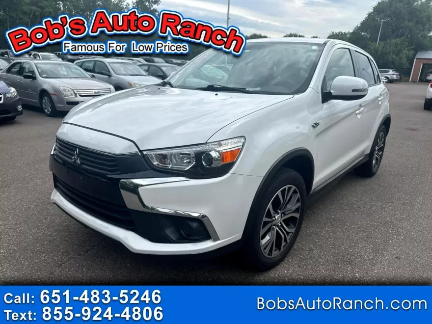 2017 Mitsubishi Outlander Sport ES photo 1