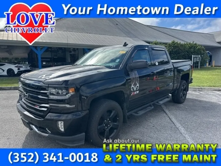2017 Chevrolet Silverado 1500 LTZ photo 1