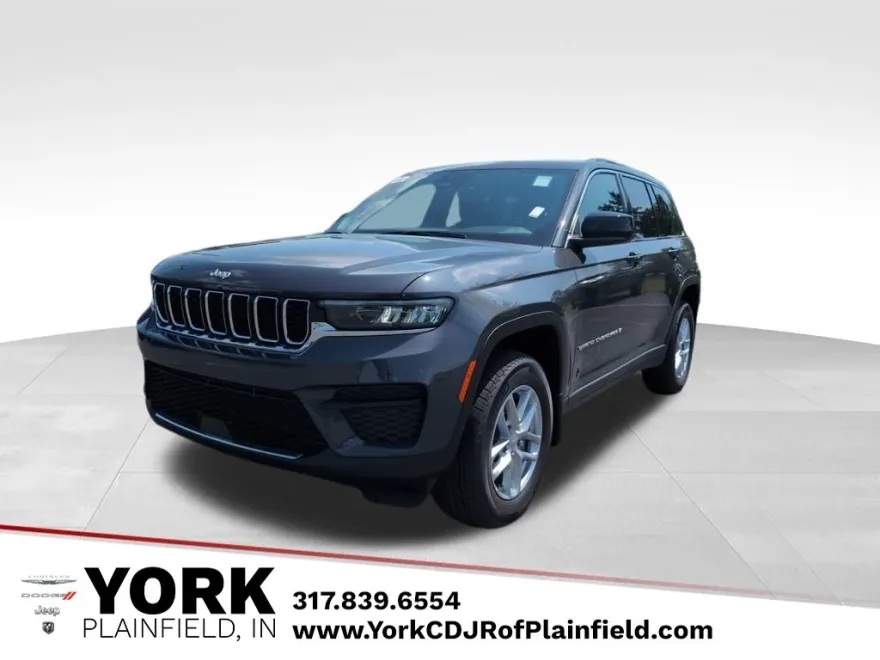 2025 Jeep Grand Cherokee Laredo X photo 1