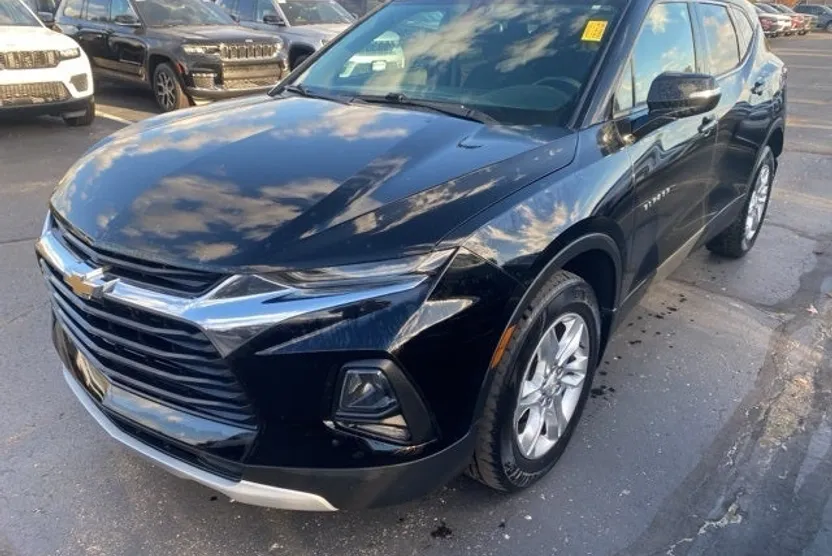 2020 Chevrolet Blazer 2LT photo 1