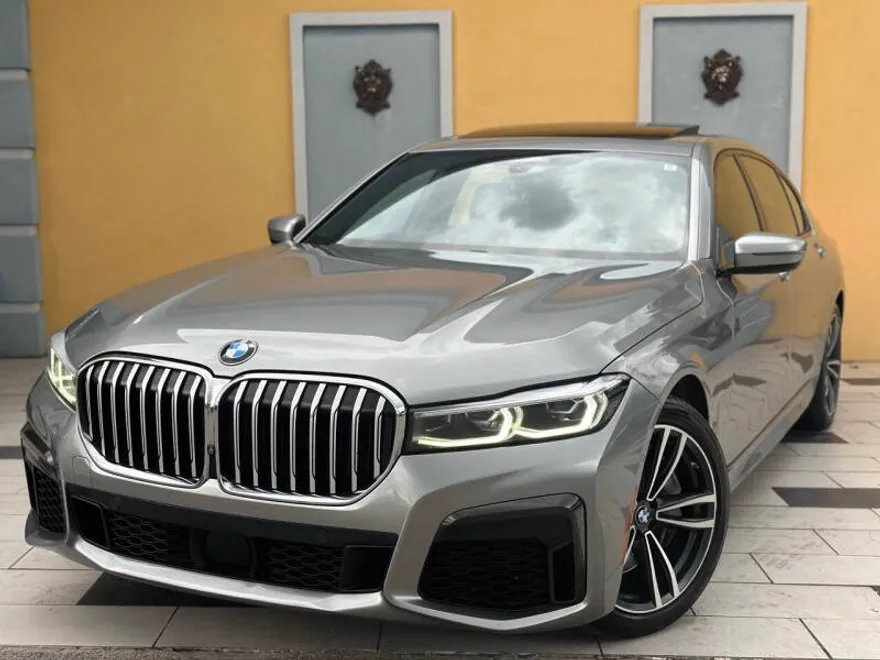 2021 Bmw 750i xDrive photo 1